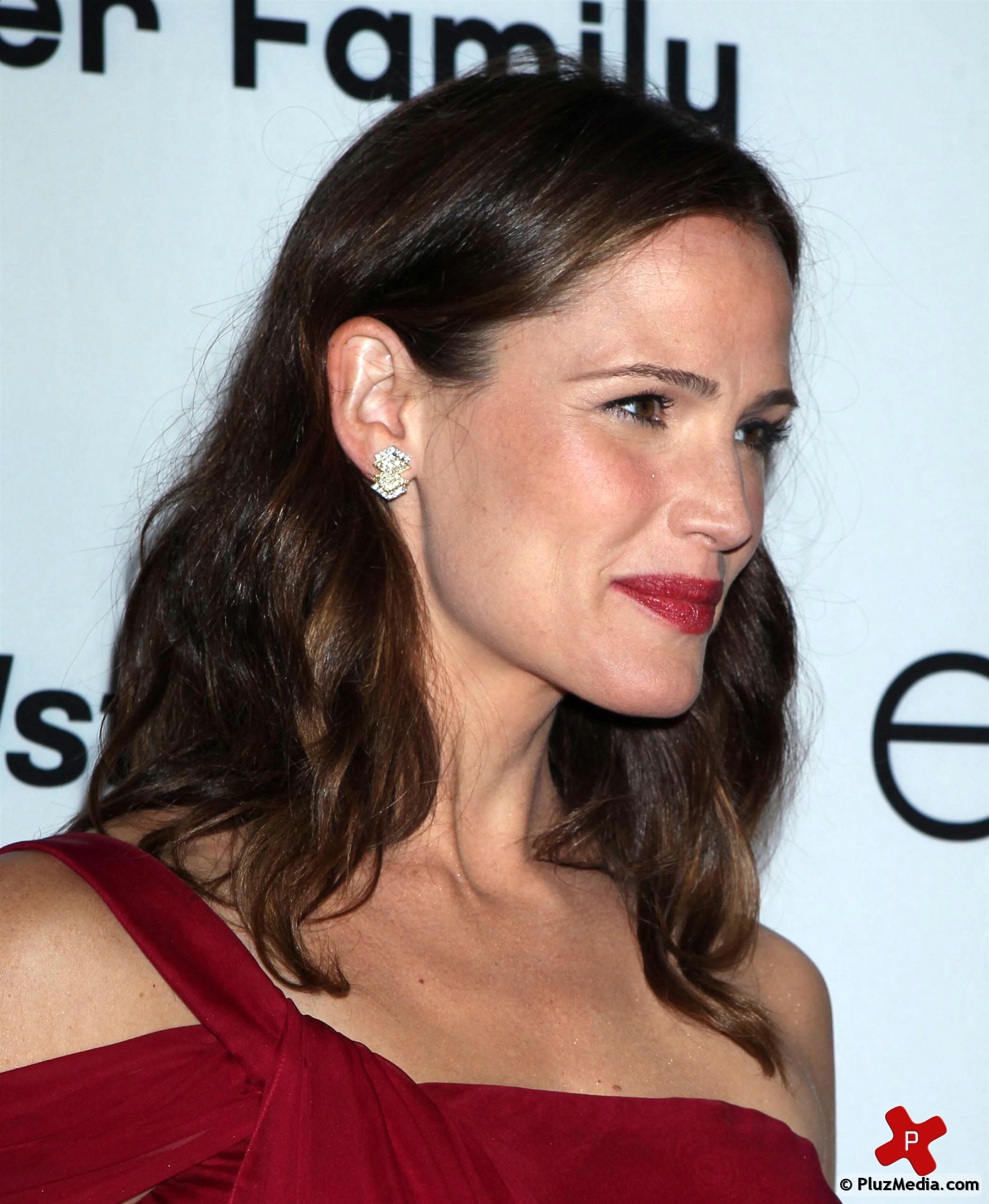 Jennifer Garner in Elyse Walker Pink Party 2011 | Picture 74405